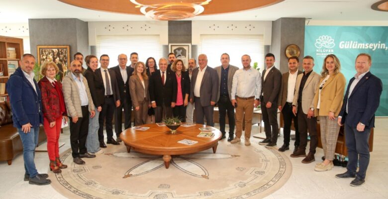 Nilüfer Belediyespor’un yeni yönetiminden Başkan Özdemir’e ziyaret