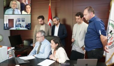 Bursa Barosu ile Filistin Barosu arasında online dayanışma toplantısı