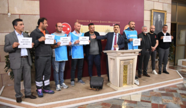 Selçuk Türkoğlu: ” Asım Kocabıyık’ın  Kemikleri Sızlıyor!”