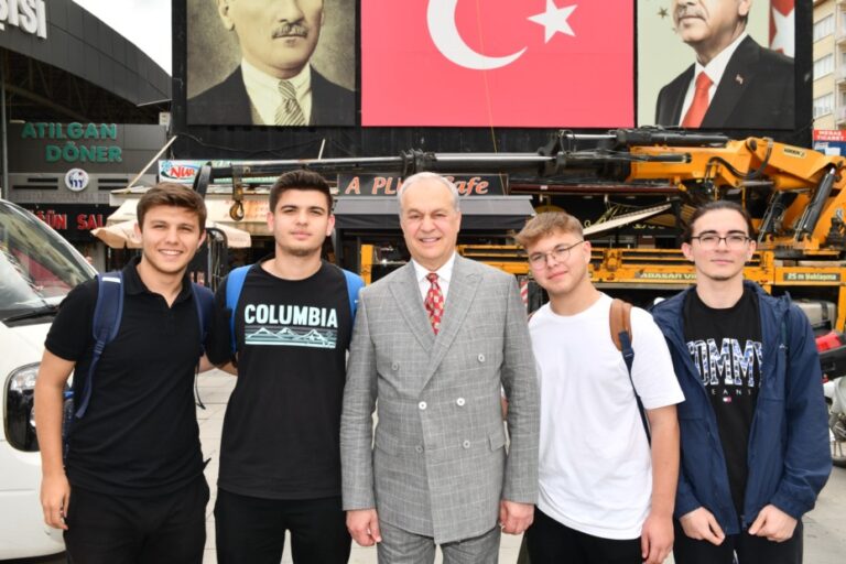 ‘’MUSTAFAKEMALPAŞA’NIN ADI YERLERE DEĞİL GÖKLERE YAKIŞIR’’