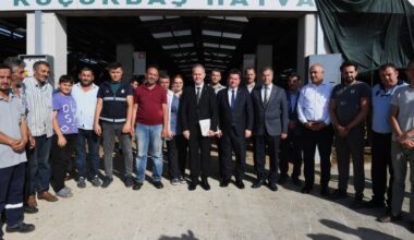 Başkan Erkan Aydın’dan kurban pazarına ziyaret