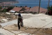 Doğalgaz hattını belediye ekipleri tamir etti