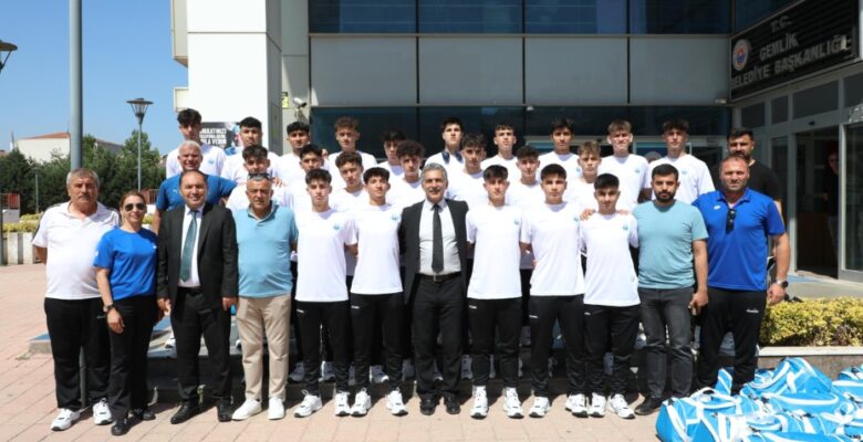 Gemlik Belediyespor Türkiye Şampiyonası için yola çıktı