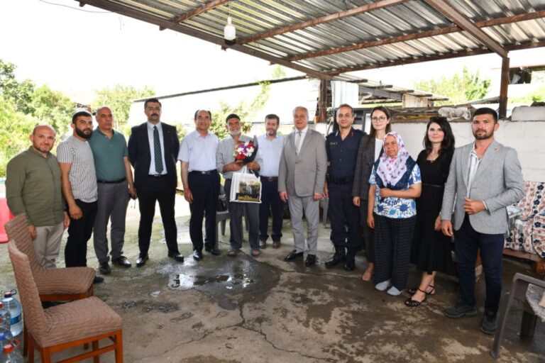 BAŞKAN ERDEM’DEN ŞEHİT AİLESİNE ANLAMLI ZİYARET