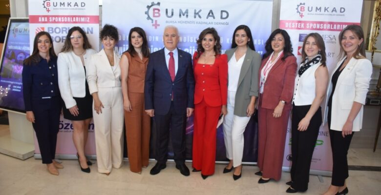 BUMKAD’DAN “MÜHENDİSLİKLE GÜÇLENEN DÜNYA” ZİRVESİ