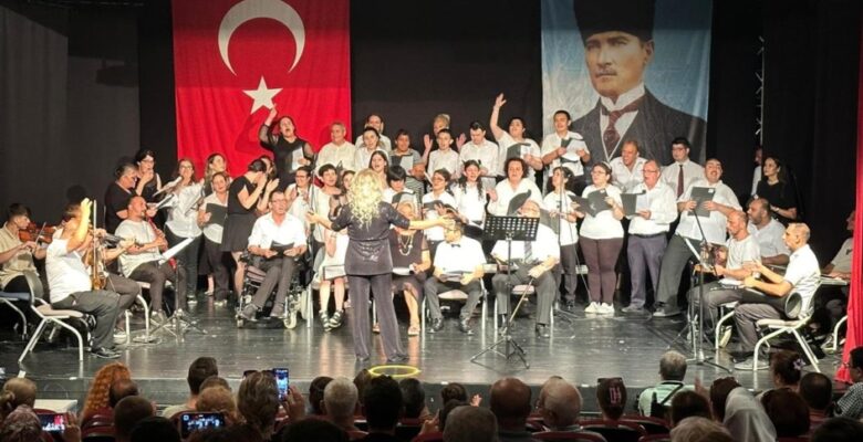 Bizim Ev katılımcılarından muhteşem konser