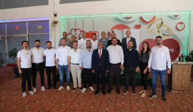 Gemlik Belediyespor’da Yeni Başkan Mustafa Duran oldu