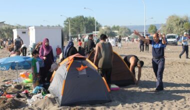 Gemlik sahillerinde çadır operasyonu