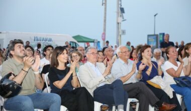 NAZIM HİKMET MUDANYA’DA ŞİİR VE ŞARKILARLA ANILDI