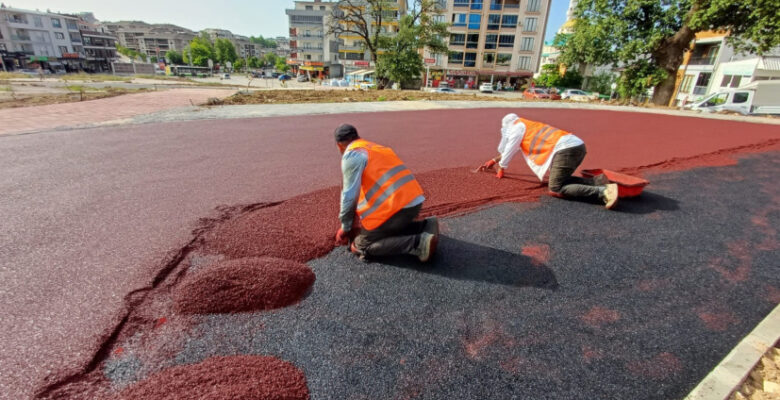 Osmangazi yeni parklarla güzelleşiyor