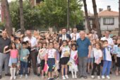 BAŞKAN ÖZEL KARNE SEVİNCİNE ORTAK OLDU