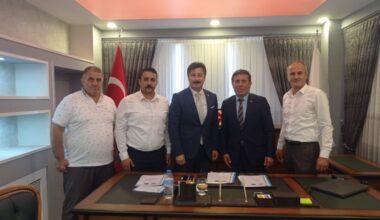 ERCAN ÖZEL’DEN BELEDİYE PERSONELİNE BAYRAM ÖNCESİ MÜJDE GELDİ