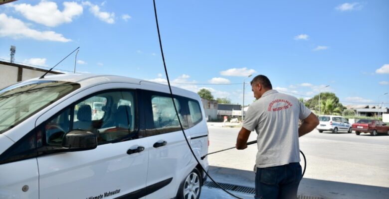 YENİLENEN ARAÇ TEMİZLİK İSTASYONU HİZMETE GİRDİ