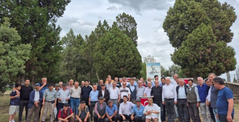 Nazım ölümünün 61. Yılında Kıranışıklar Köyü’nde anıldı.