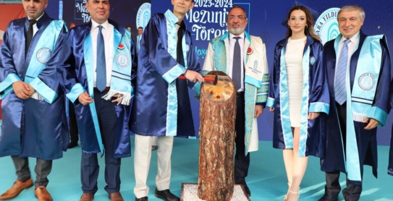 Tıp fakültesini birincilikle bitirerek Gemlik’in gururu oldu