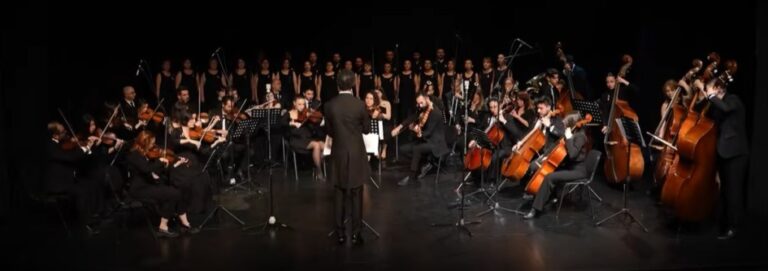 NEBİL ÖZGENTÜRK VE AKD BURSA KOROSU’NDAN ANLATIMLI MAHZUNİ ŞERİF KONSERİ