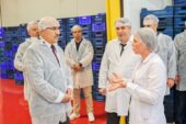 Bursa Vali Demirtaş, Kardelen’de   Kestane Şekeri Üretimini İnceledi