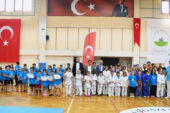 Başkan Aydın, genç judo ve taekwondoculara sertifikalarını verdi