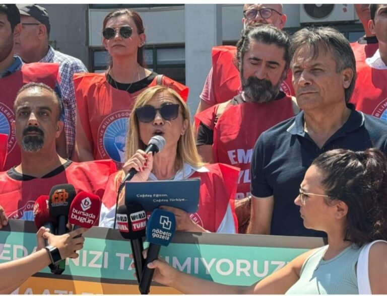 YELİZ TOY; “ÖĞRETMENLİĞİ BİTİRME KANUNUNA ASLA BOYUN EĞMEYECEĞİZ!”