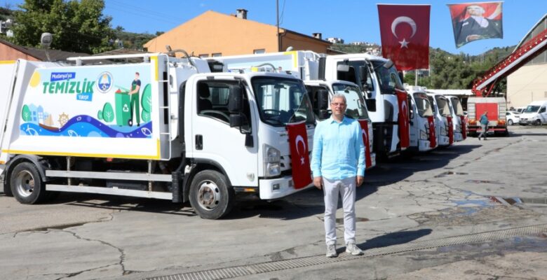 MUDANYA’DA TEMİZLİK FİLOSU YENİ ARAÇLARLA GÜÇLENDİ