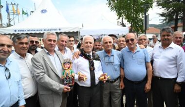 Bursa belediyeciliği, tüm ülkeye örnek olacak 