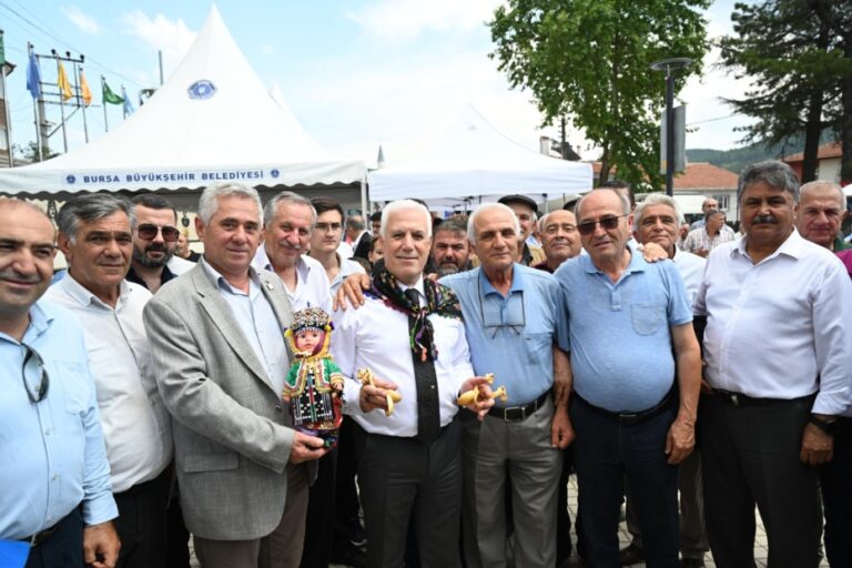 Bursa belediyeciliği, tüm ülkeye örnek olacak 