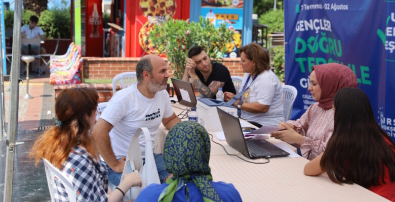 Üniversite tercihlerinde Büyükşehir rehberliği