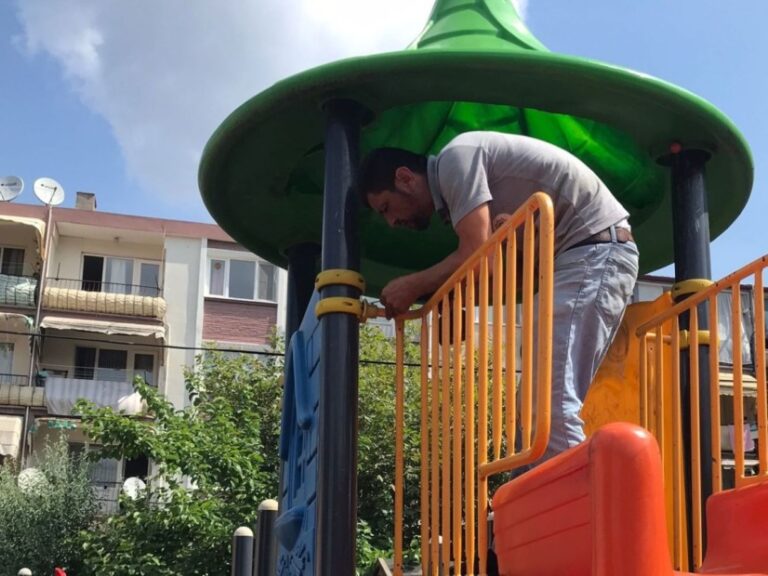 Çocuk Parklarına Bakım Hamlesi