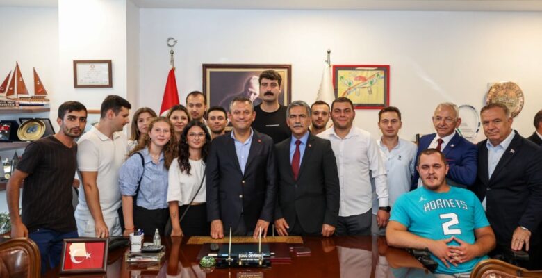 CHP Genel Başkanı Özgür Özel: “Gemlik’in Gündemi Kentsel Dönüşüm”