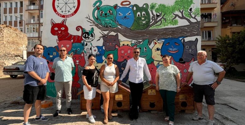 Gemlik sokakları sanat ile buluşuyor