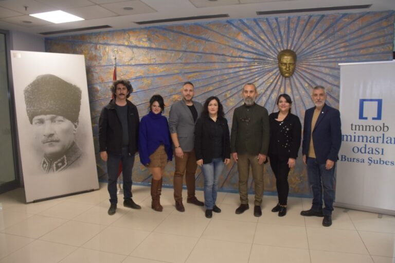 MİMARLARDAN “KAMUSAL ALANLARA SAHİP ÇIK!” ÇAĞRISI