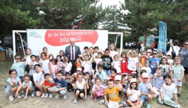 300 çocuk ‘Biz Bu Yaz Kütüphanedeyiz’ etkinliğinde buluştu