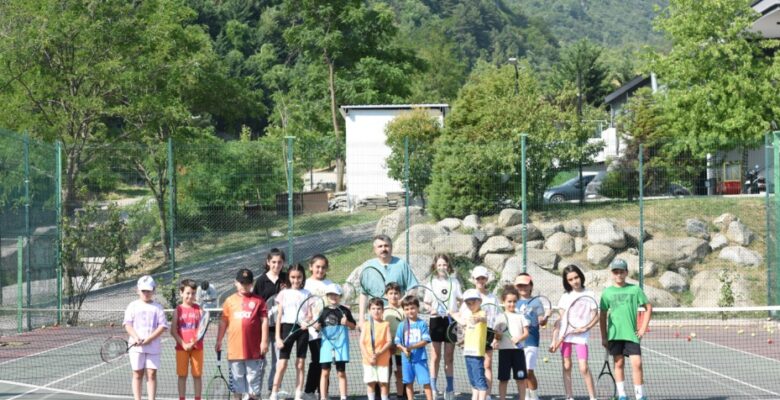 BAŞKAN YILMAZ SPORCULARLA BULUŞTU