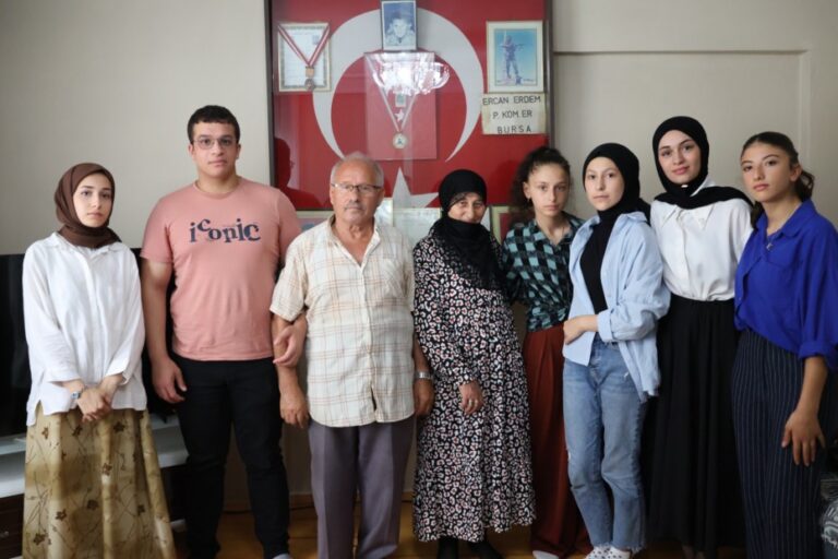 DEĞİRMEN GENÇLİK’TEN VEFA ZİYARETİ