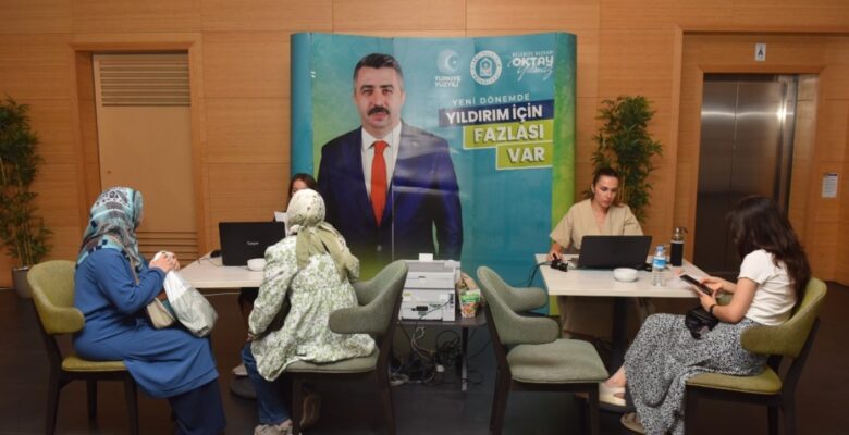 YILDIRIM’DA ÜNİVERSİTE ADAYLARINA ÜCRETSİZ DANIŞMANLIK HİZMETİ