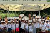 Genç yüzücüler sertifikalarını aldı