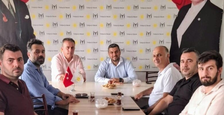 İyi Parti’ye Mali Müşavirler Odası ve Acara Gürcülerinden Ziyaret