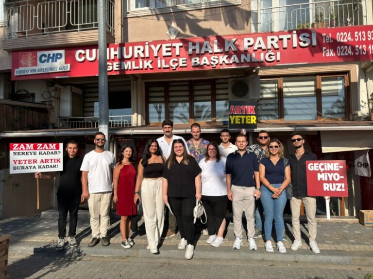 CHP Gemlik Gençlik Kolu Başkanı Görkem Hüseyin Erdoğan güven tazeledi.