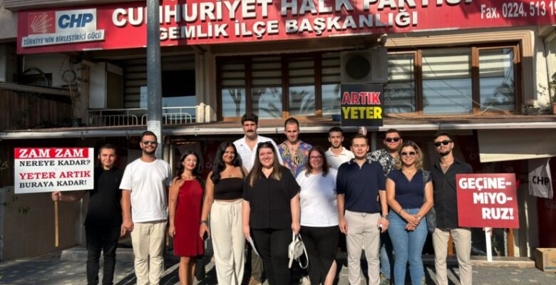 CHP Gemlik Gençlik Kolu Başkanı Görkem Hüseyin Erdoğan güven tazeledi.