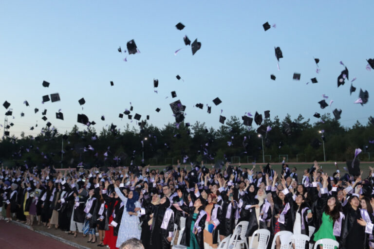 BUÜ’ye 81 ilden öğrenci geldi