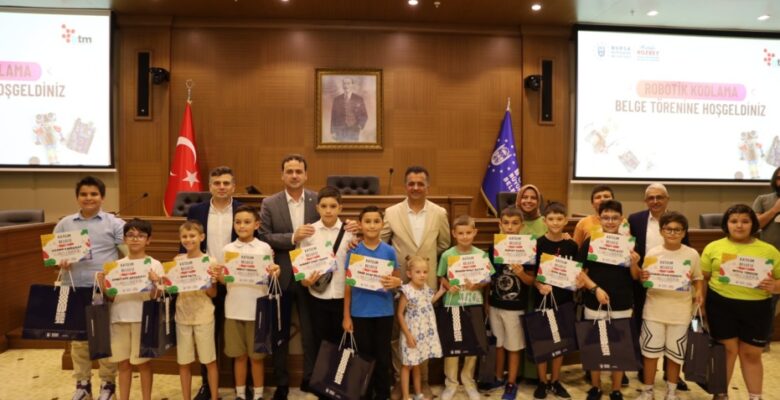Robotik kodlamada sertifika heyecanı