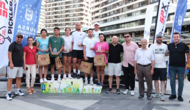 Pickleball Bursa Cup’ta ödüller sahiplerini buldu
