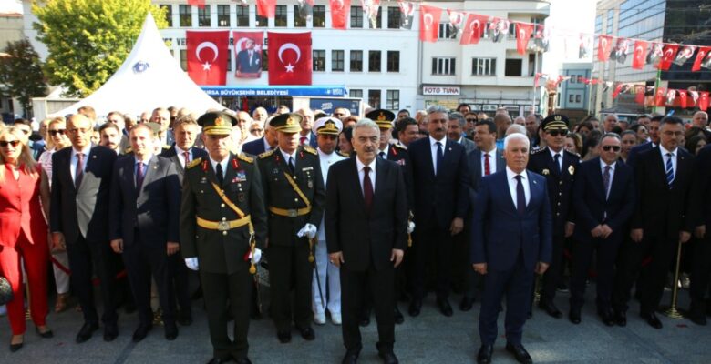 Bursa’da ‘Zafer Bayramı’ coşkusu
