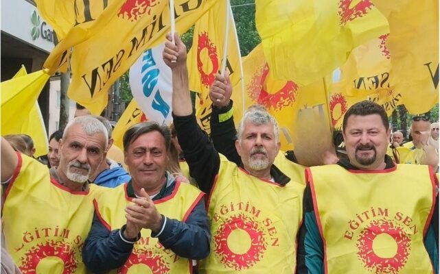 Eğitim-Sen Gemlik; “Laiklik Türkiye Cumhuriyeti’nin Temel İlkelerinden Birisidir”