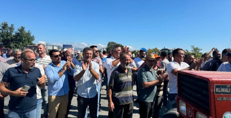Orhan Sarıbal; “Tarımsal üretim azalıyor, ithalat artıyor”