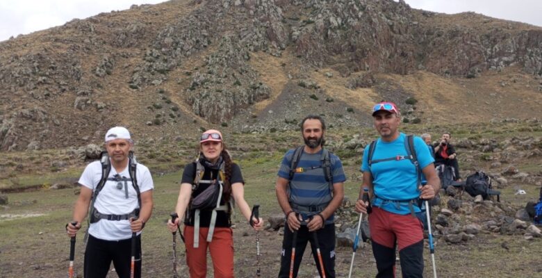İNEGÖLLÜ DAĞCILAR, AĞRI DAĞI’NA TIRMANDILAR
