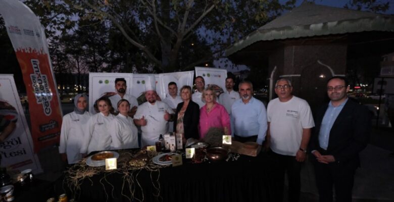 BURSA GASTRONOMİ TIRINDA İNEGÖL LEZZETLERİ TANITILDI