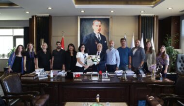MİMARLARDAN BÜYÜKŞEHİR BELEDİYE BAŞKANI MUSTAFA BOZBEY’E ZİYARET