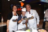 Başkan Şadi Özdemir özel çocuklarla pizza yaptı