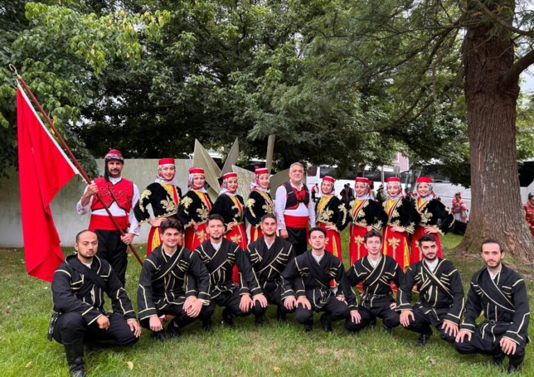 BUÜ Halk Dansları Topluluğu, Porto’da Türkiye’yi temsil etti